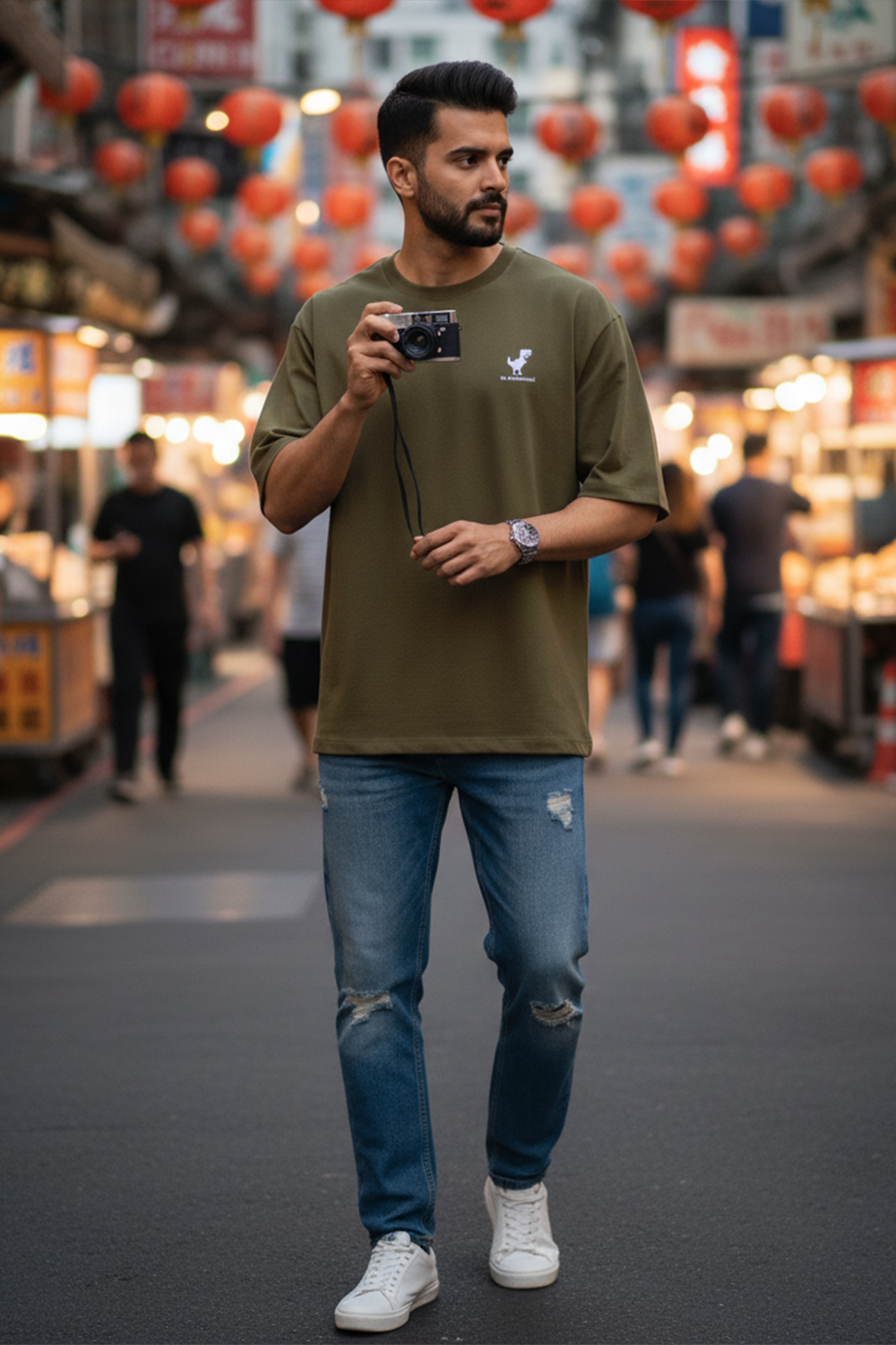 Minimal Dino "No Connection" Oversized Tee