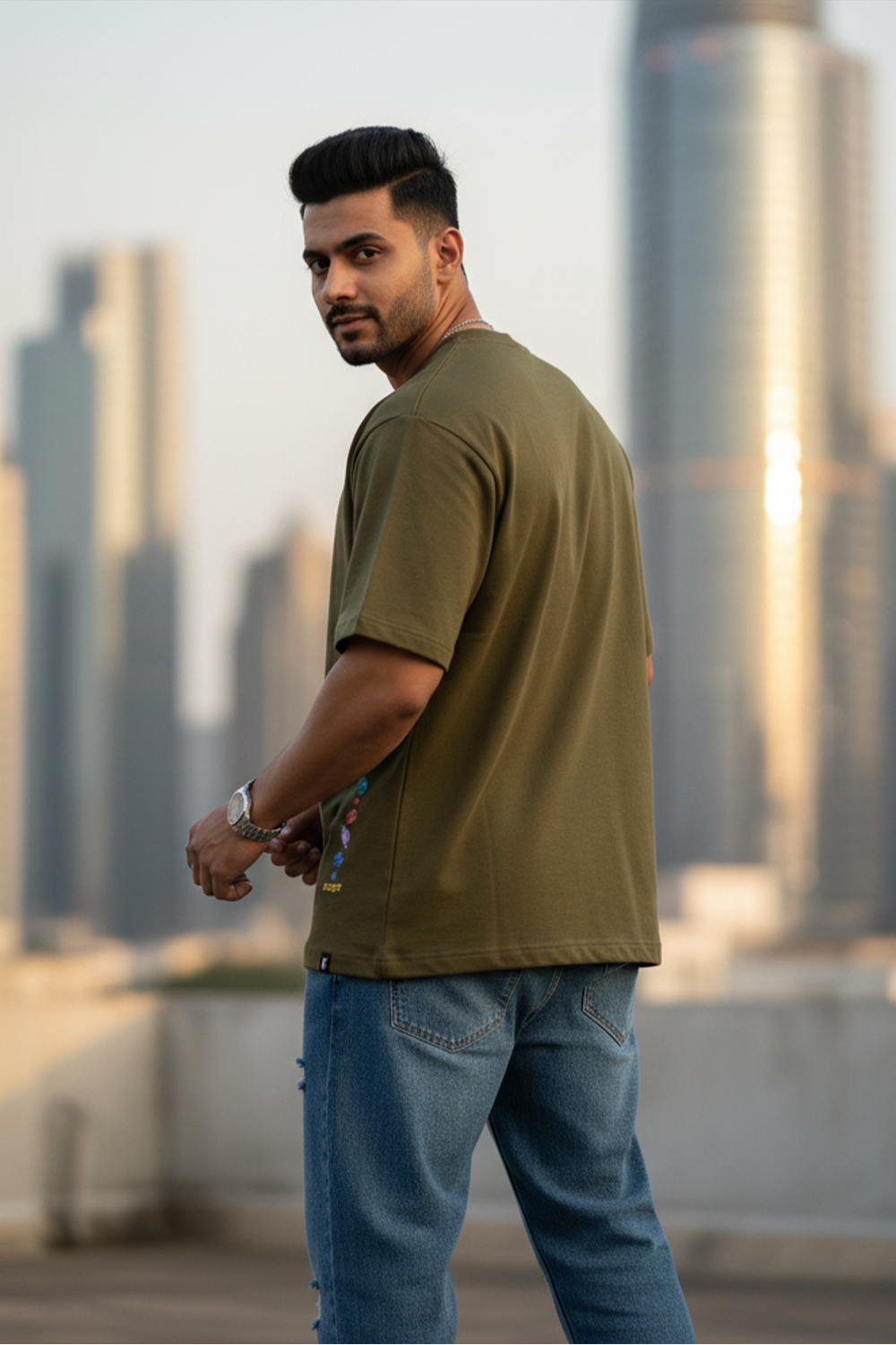 Orbit Line Graphic Oversized Tee | Olive Green