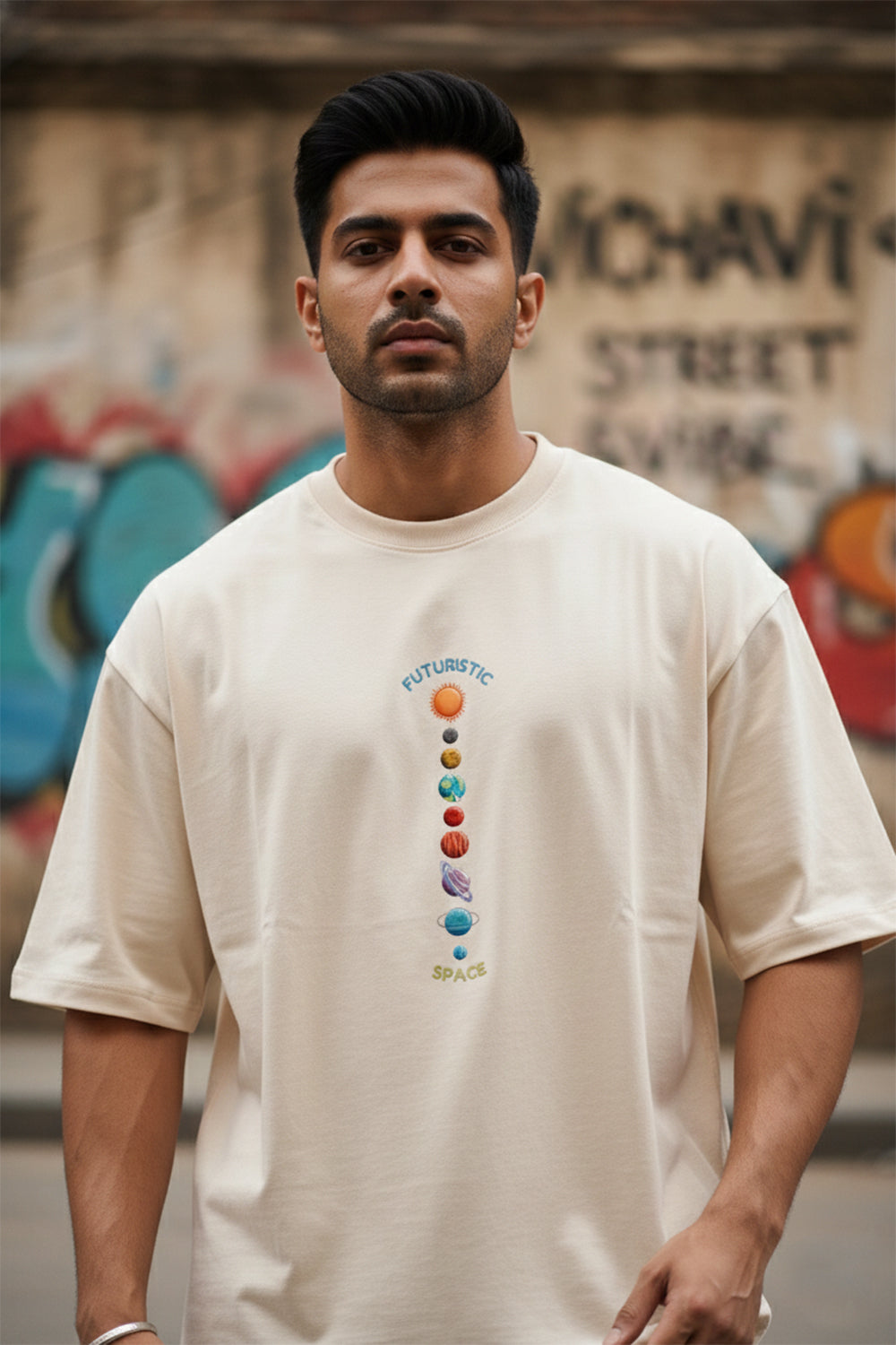 Orbit Line Graphic Oversized Tee